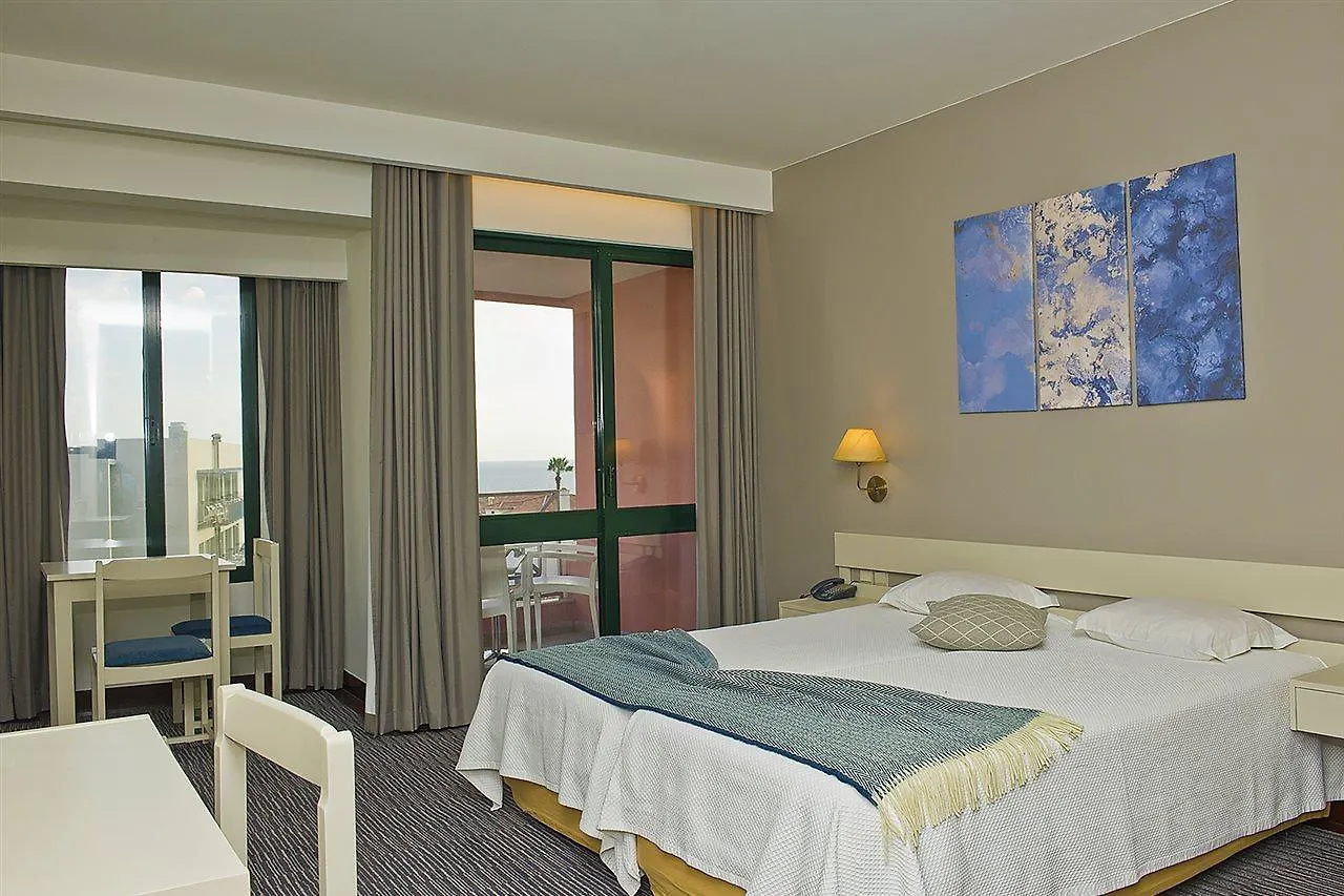 Aparthotel Imperatriz Funchal  Funchal (Madeira)