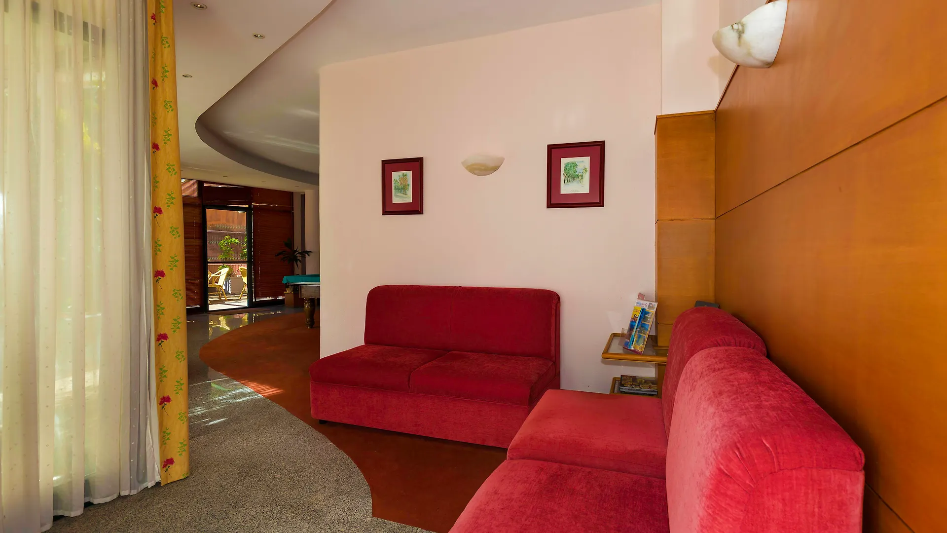 Aparthotel Imperatriz Funchal  Portugal